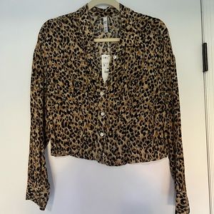Leopard Zara cropped blouse. Never worn. With tags